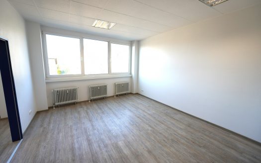 Attraktive Büro-/Praxisfläche mit vielseitigen Nutzungsmöglichkeiten!