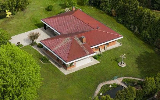 Villa im Miami-Bungalow-Style auf ca. 3.034m² Traumgrundstück!