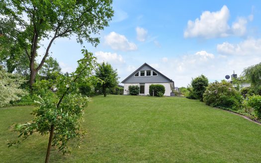 Viel Platz für Familie, Hobby und Homeoffice – Einfamilienhaus in ruhiger Lage in Steinbeck!